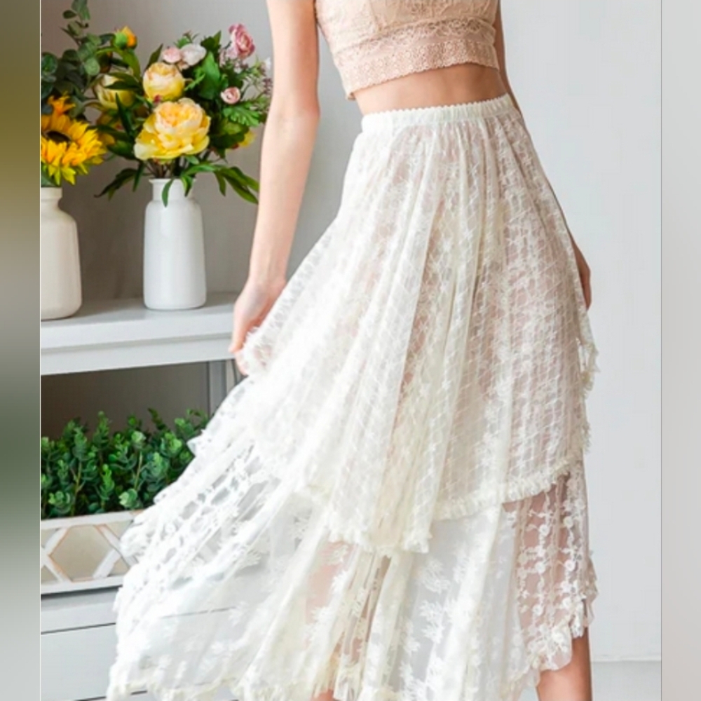 Oli & Hali Asymmetrical Layered Lace Skirt | Size M NWOT